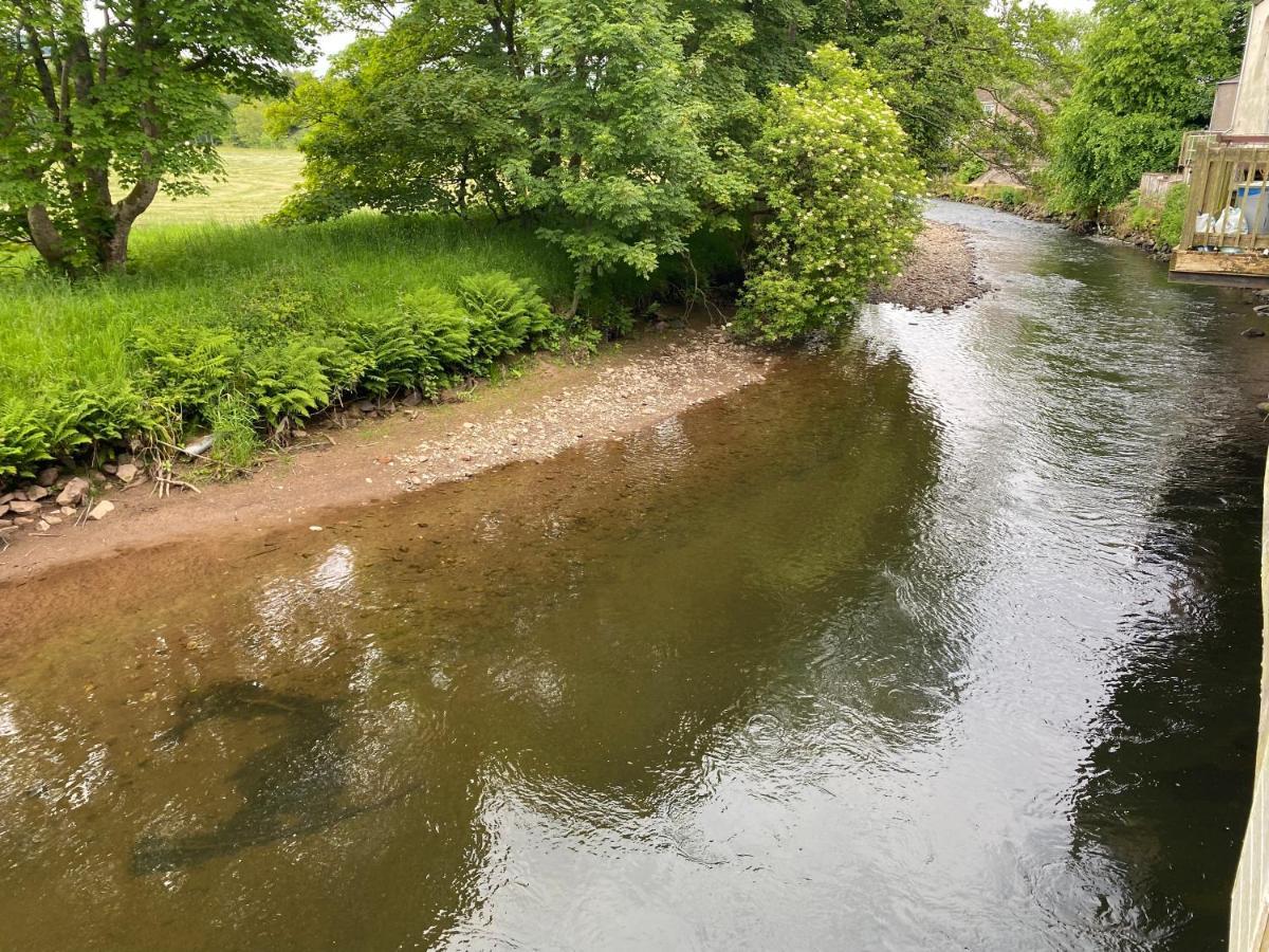 Riverbank Cottage Lake District Double Balcony Egremont  Exteriör bild